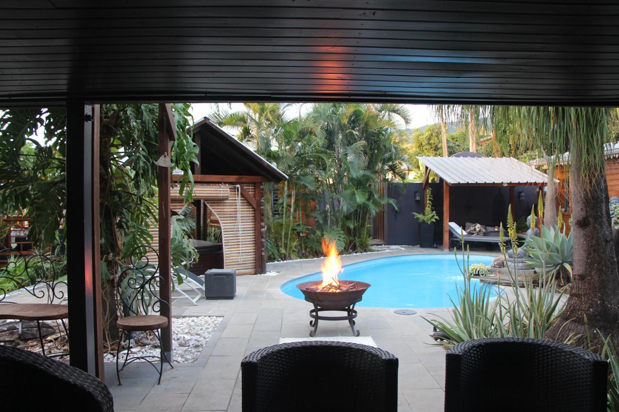 La Liane De Jade 974-Lodge Le Palissandre - Jacuzzi Privatif - Piscine Chauffee Le Bois de Nefles  エクステリア 写真