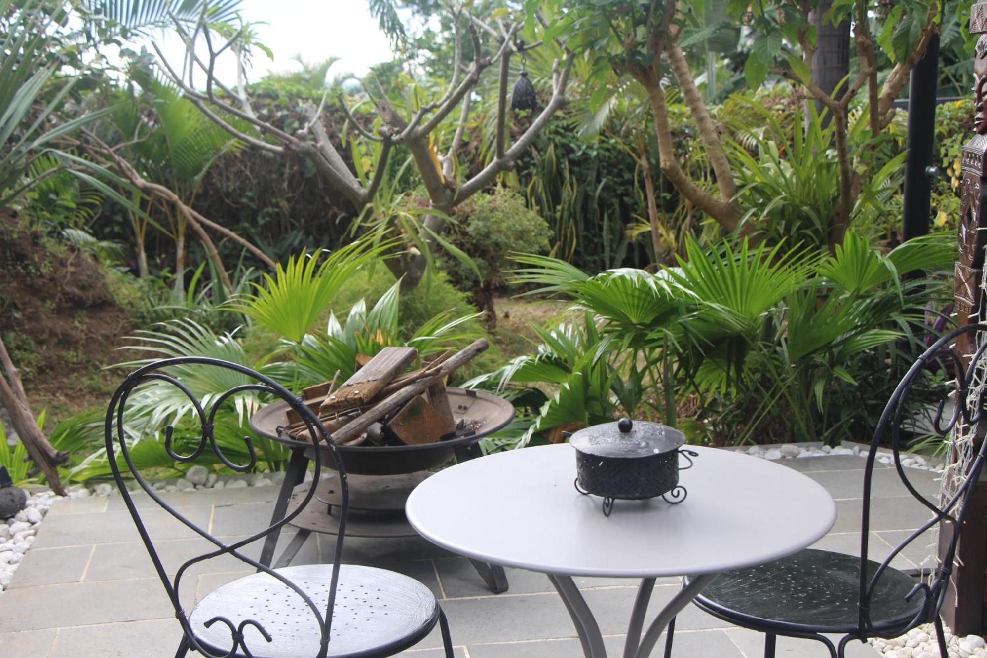 La Liane De Jade 974-Lodge Le Palissandre - Jacuzzi Privatif - Piscine Chauffee Le Bois de Nefles  エクステリア 写真