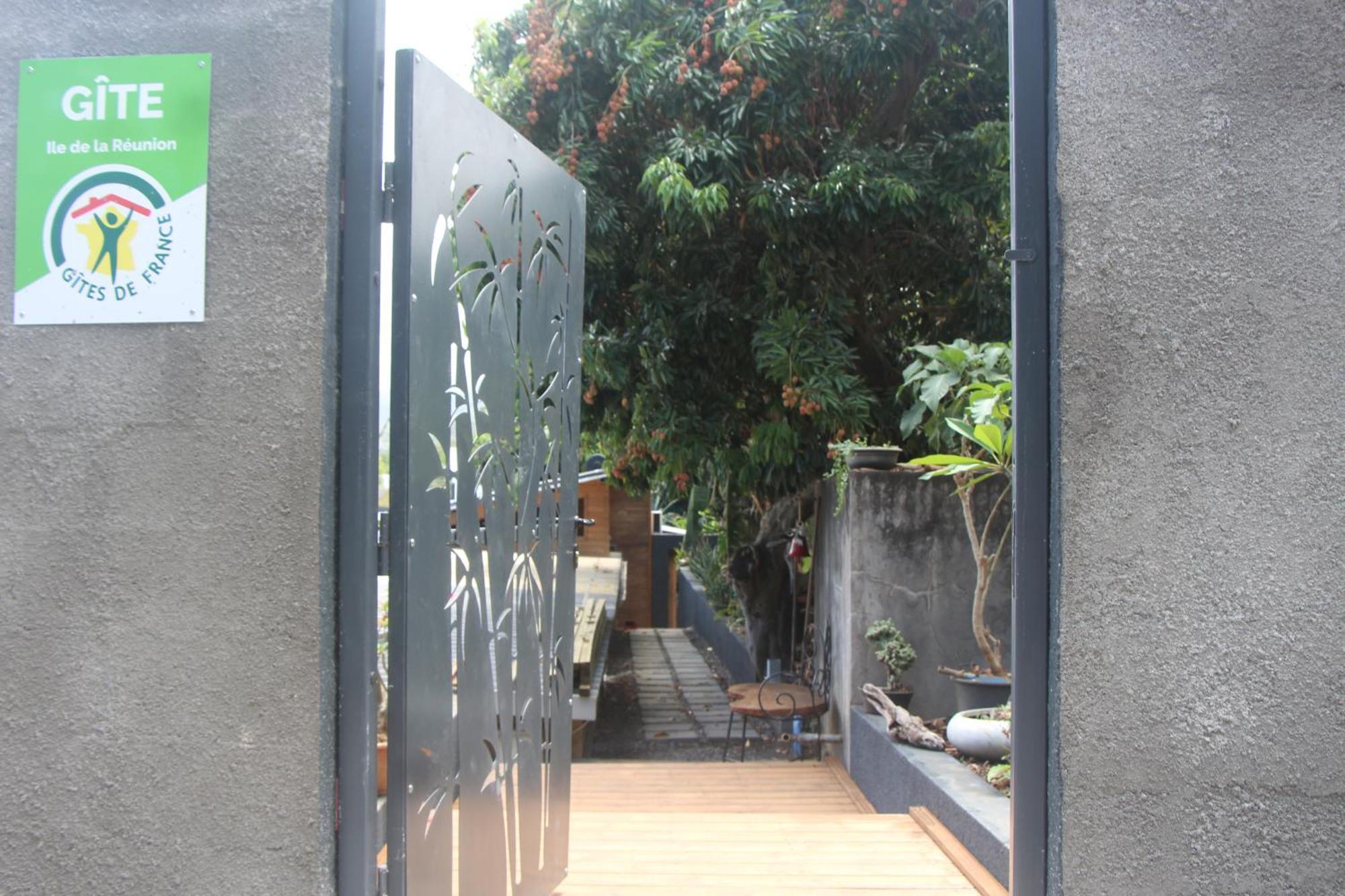 La Liane De Jade 974-Lodge Le Palissandre - Jacuzzi Privatif - Piscine Chauffee Le Bois de Nefles  エクステリア 写真
