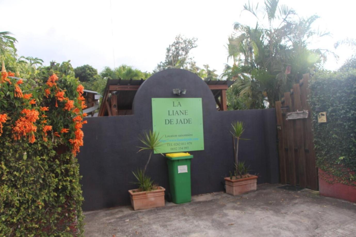 La Liane De Jade 974-Lodge Le Palissandre - Jacuzzi Privatif - Piscine Chauffee Le Bois de Nefles  エクステリア 写真