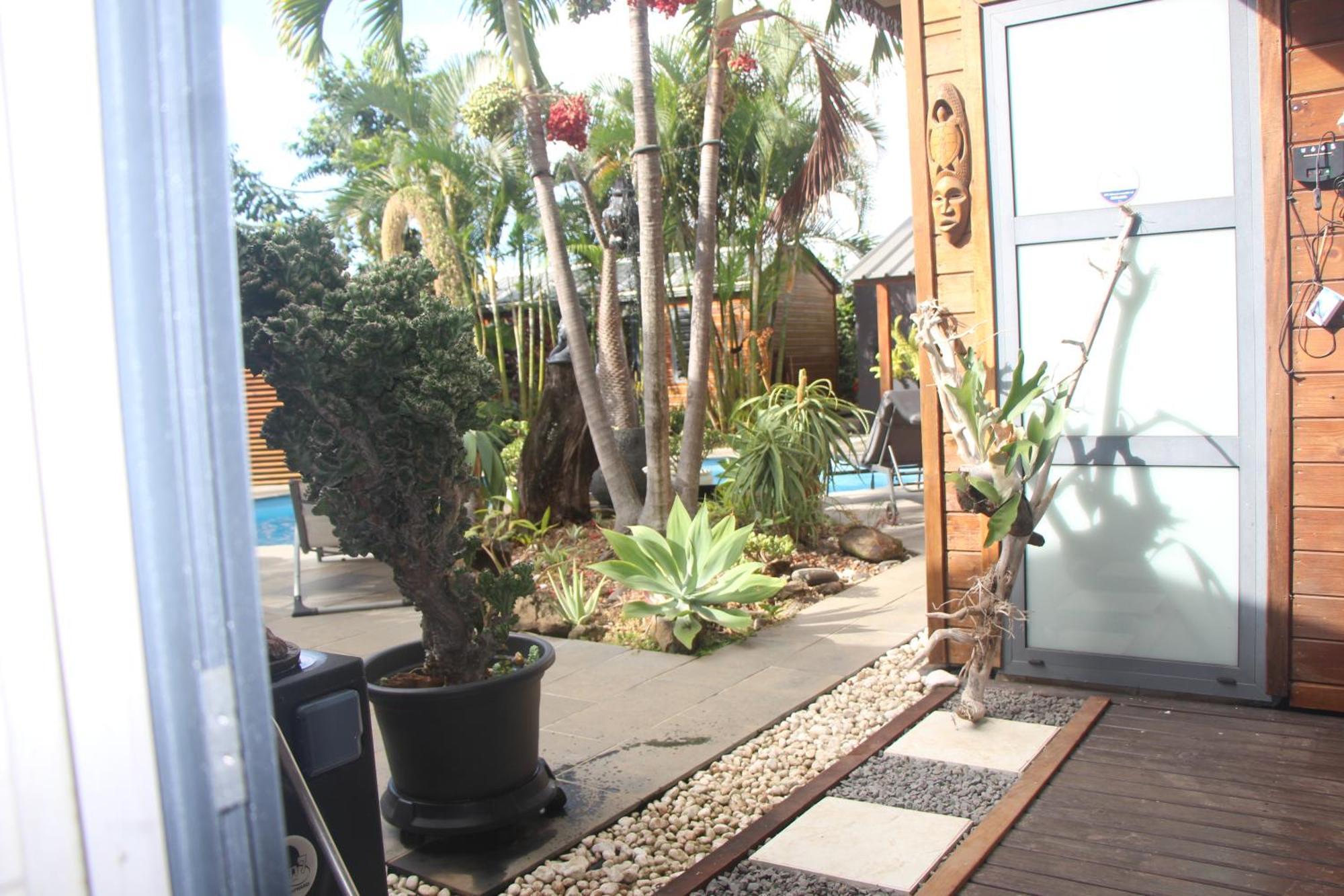 La Liane De Jade 974-Lodge Le Palissandre - Jacuzzi Privatif - Piscine Chauffee Le Bois de Nefles  エクステリア 写真